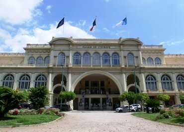 Façade du Palais de l'Europe