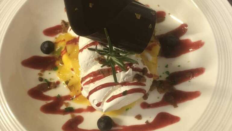 Pavlova ananas Restaurant Auberge de l'Amandin