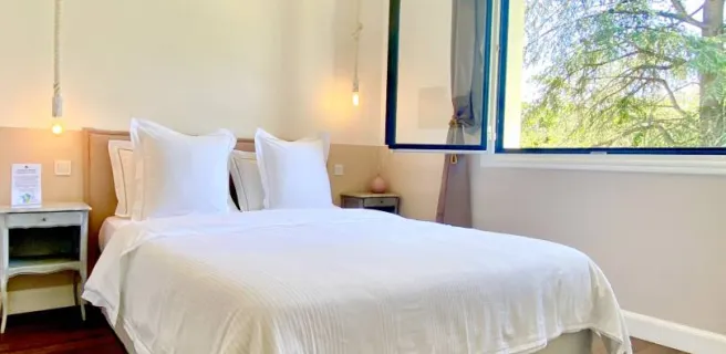 Le Chat Vert - Gîte de Charme****, chambre cosy avec lit queen size
