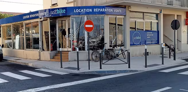 @Justbike
