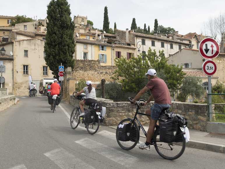 Cyclistes en itinérance sur l'EuroVelo 8